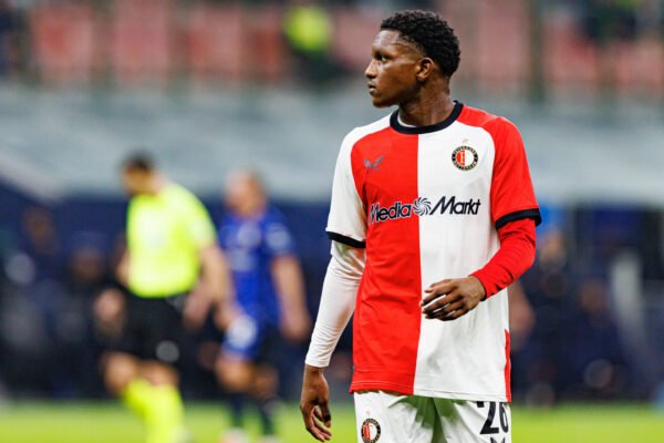 Roma, assalto a Read: offerti 28 milioni al Feyenoord, c’è già il sì del giocatore