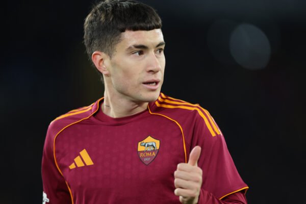 Soulé nel mirino del Milan: la Roma fissa il prezzo, servono 40 milioni per convincere i giallorossi