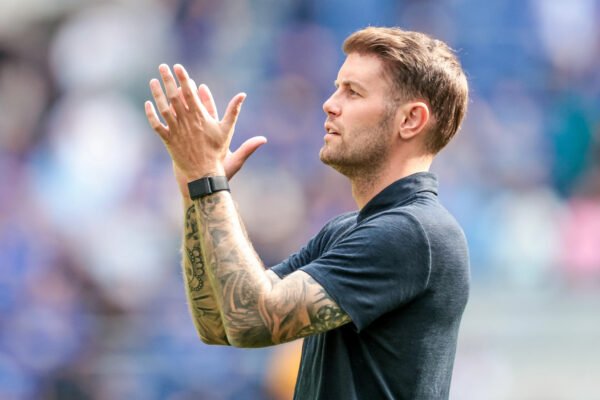 Brighton, Hurzeler lancia la sfida alla Roma: “Ci aiuterà a fare un altro passo avanti”