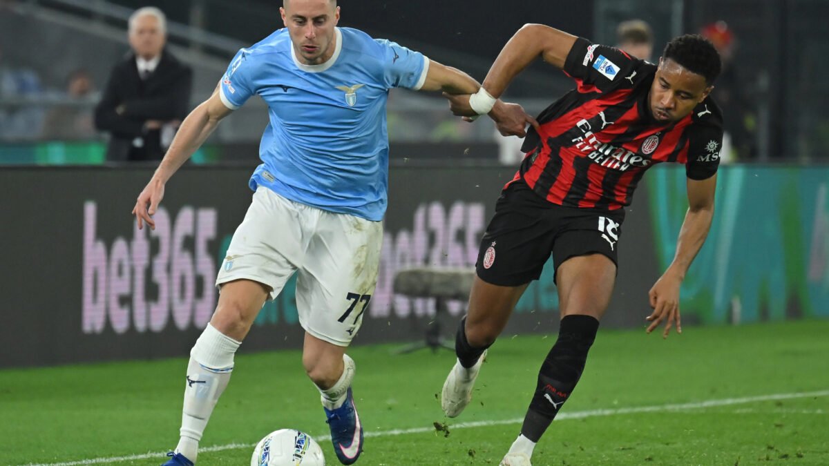 Nkunku sul mercato, la Roma osserva: il Milan lo taglia. Ma spunta anche il Manchester United