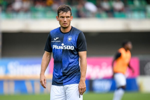 De Roon e i tifosi della Roma: “Secondo me mi uccidono, ma gli voglio bene”