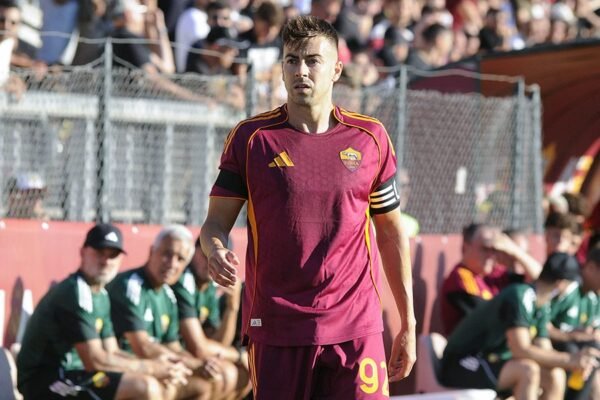 El Shaarawy ritorna al Genova e riabbraccia De Rossi