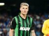 Lazio, Pinamonti si presenta e lancia subito la sfida alla Roma: “Non vedo l’ora del derby”