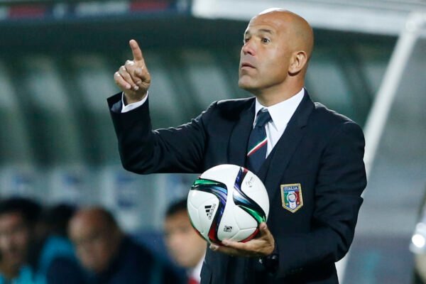 Di Biagio: “Malen è il sole della Roma. Lautaro? Fa un lavoro diverso”