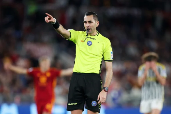 Napoli-Roma, la moviola: Colombo supera l’esame del Maradona