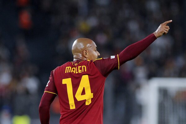 Roma, Malen vede doppio col Cagliari